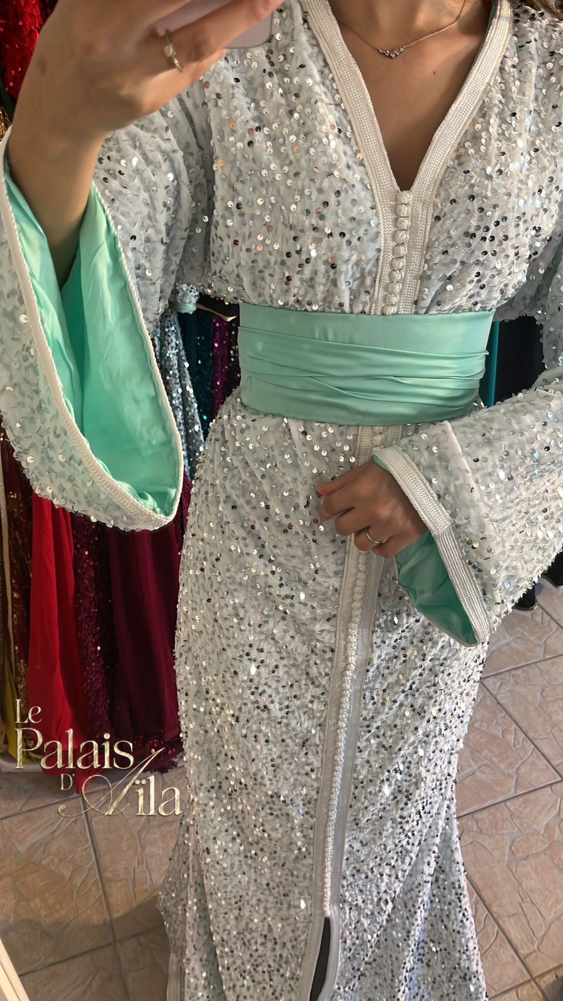 CAFTAN SEQUIN BLANC DOUBLÉ VERT D’EAU
