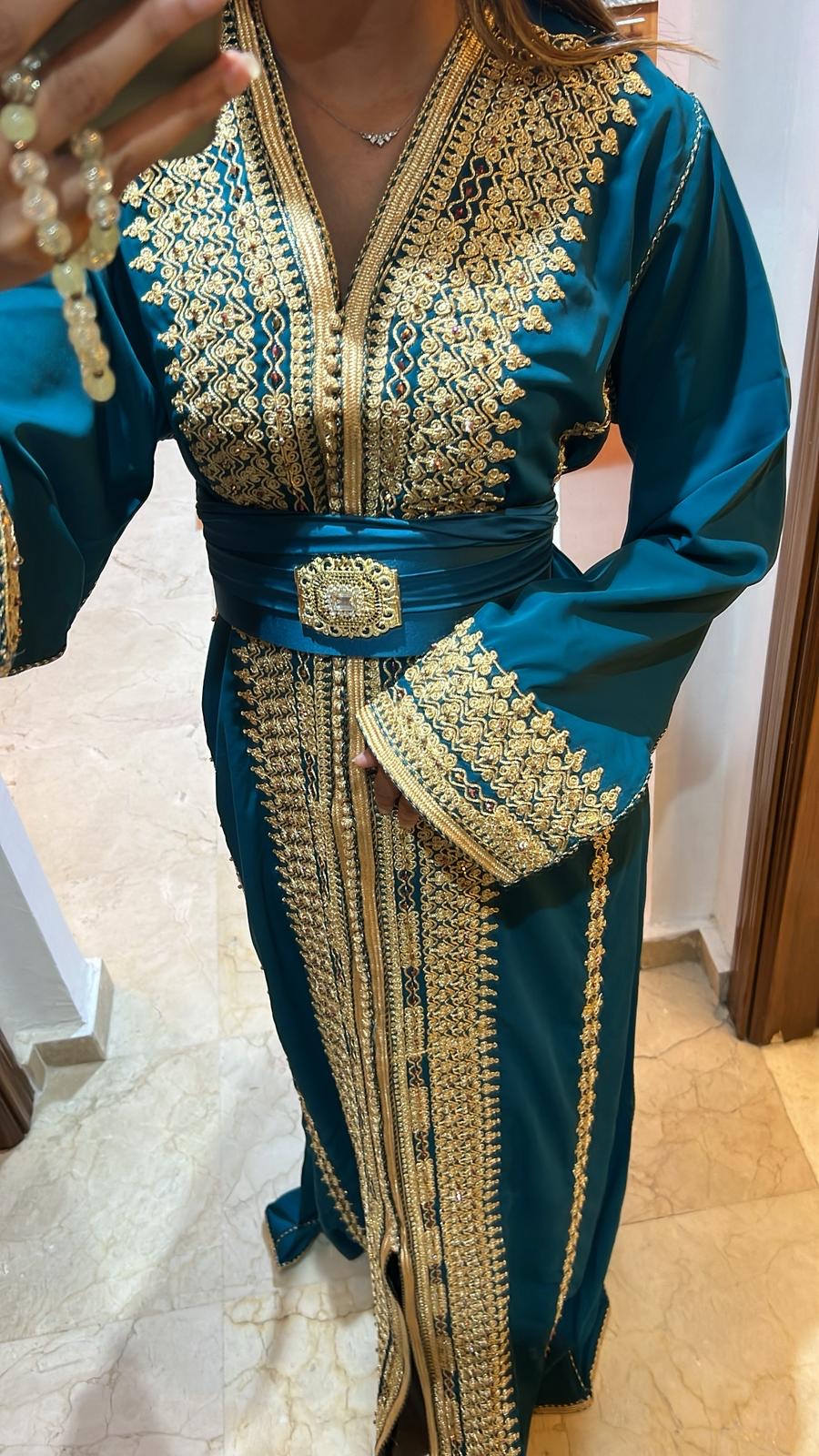 Caftan simple perlé bleu canard