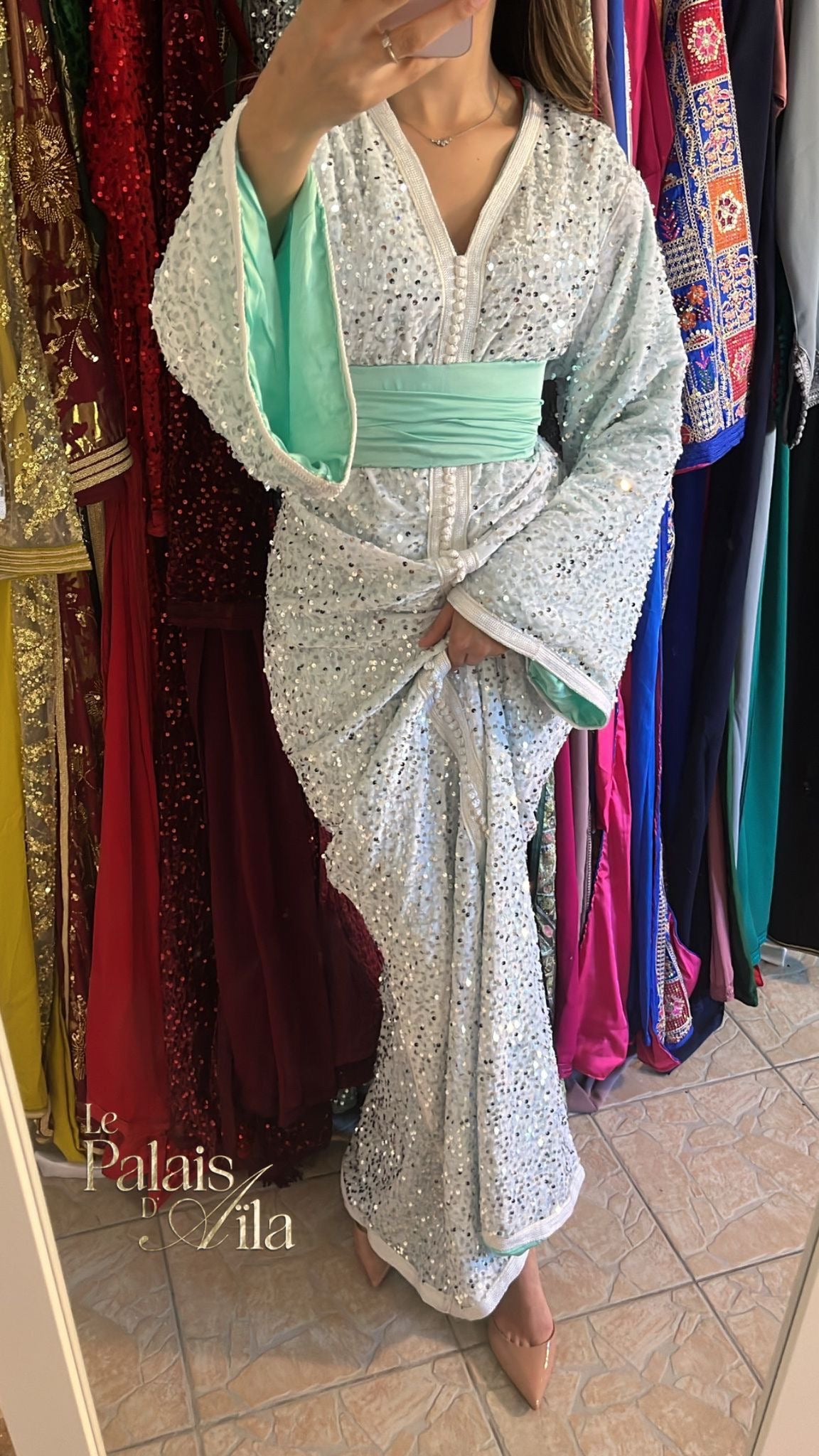 CAFTAN SEQUIN BLANC DOUBLÉ VERT D’EAU