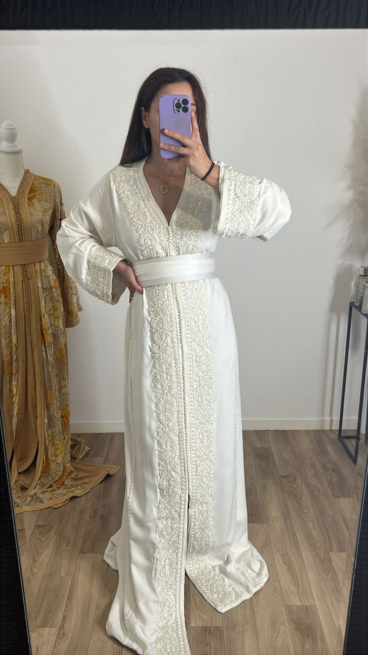Caftan perlé blanc