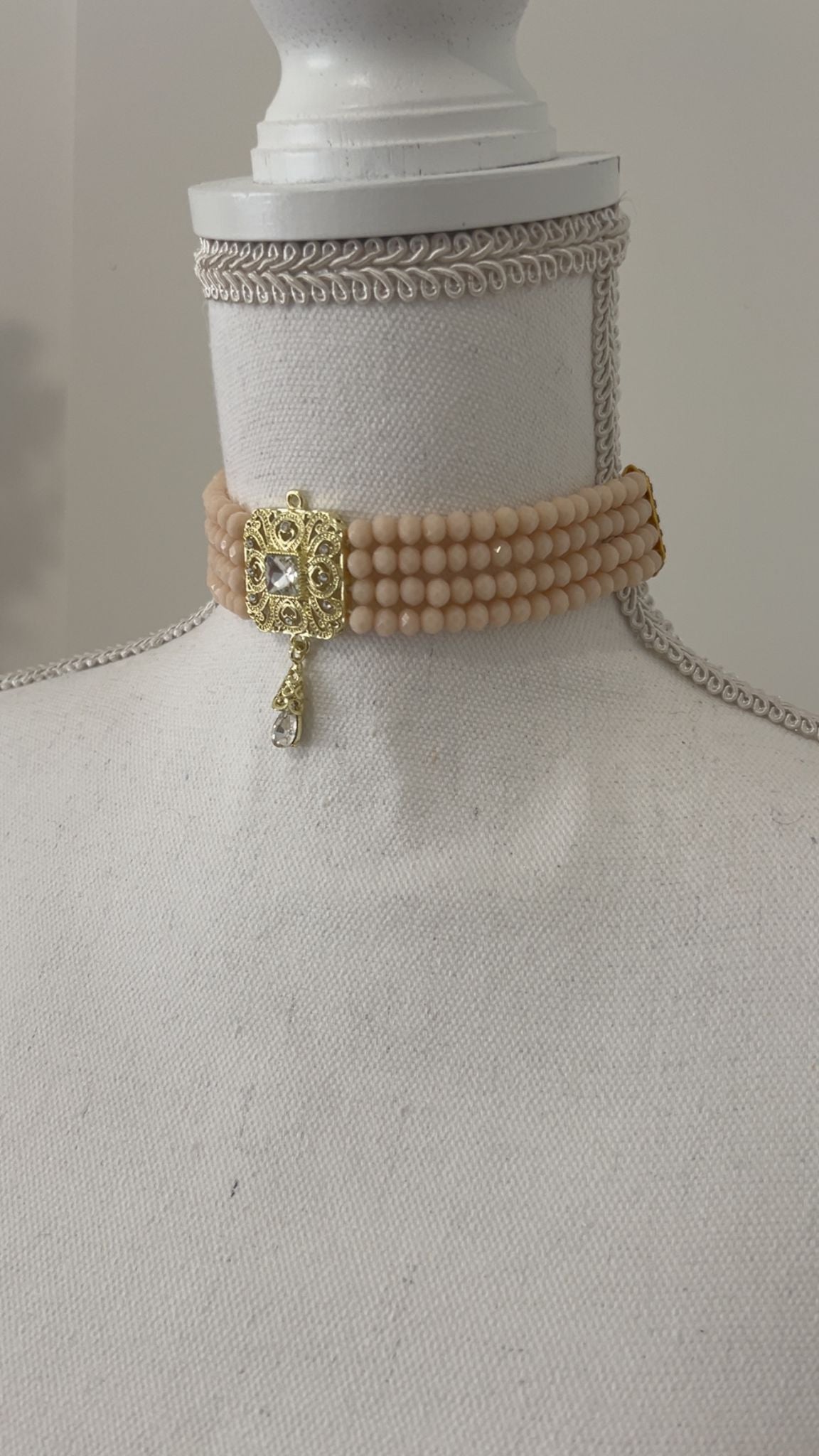 COLLIER SAUMON